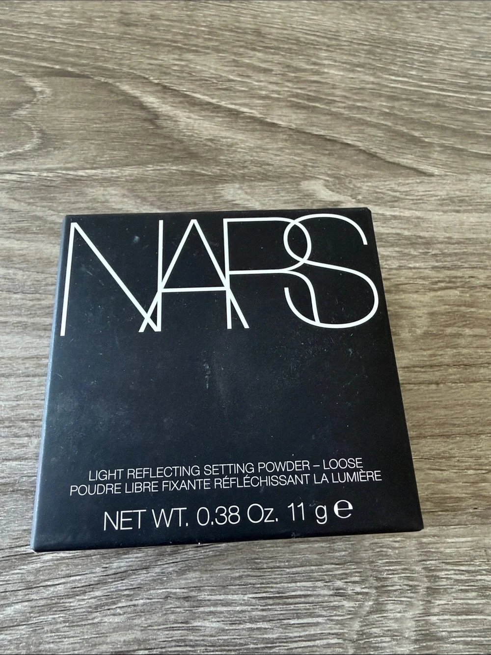 NARS Light Reflecting Loose Setting Powder – Black Compact
